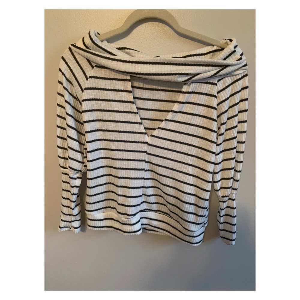 Sold-Forever 21 over the shoulder drop top- women’s S